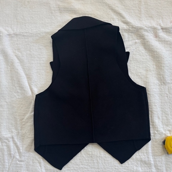 L'AGENCE Black Tailored Wool Vest with Gold Button - Picture 4 of 5